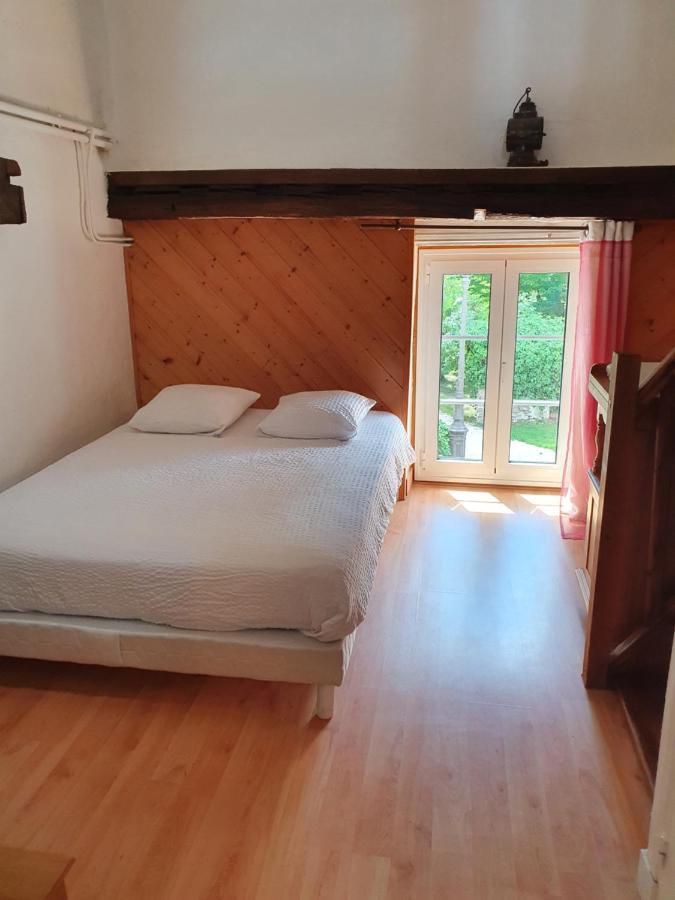 Le Moulin De Pommeuse Bed & Breakfast Exterior photo
