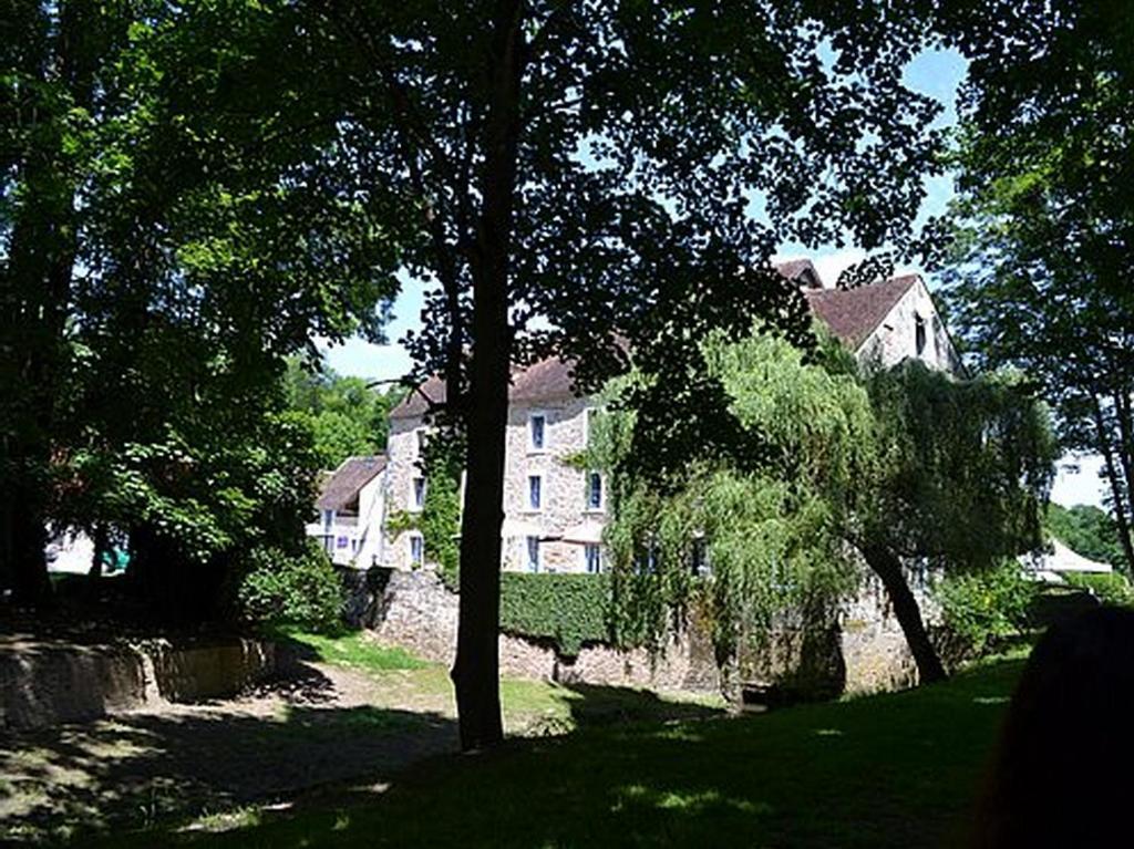 Le Moulin De Pommeuse Bed & Breakfast Exterior photo
