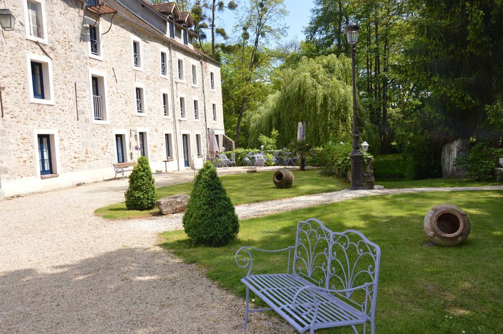 Le Moulin De Pommeuse Bed & Breakfast Exterior photo