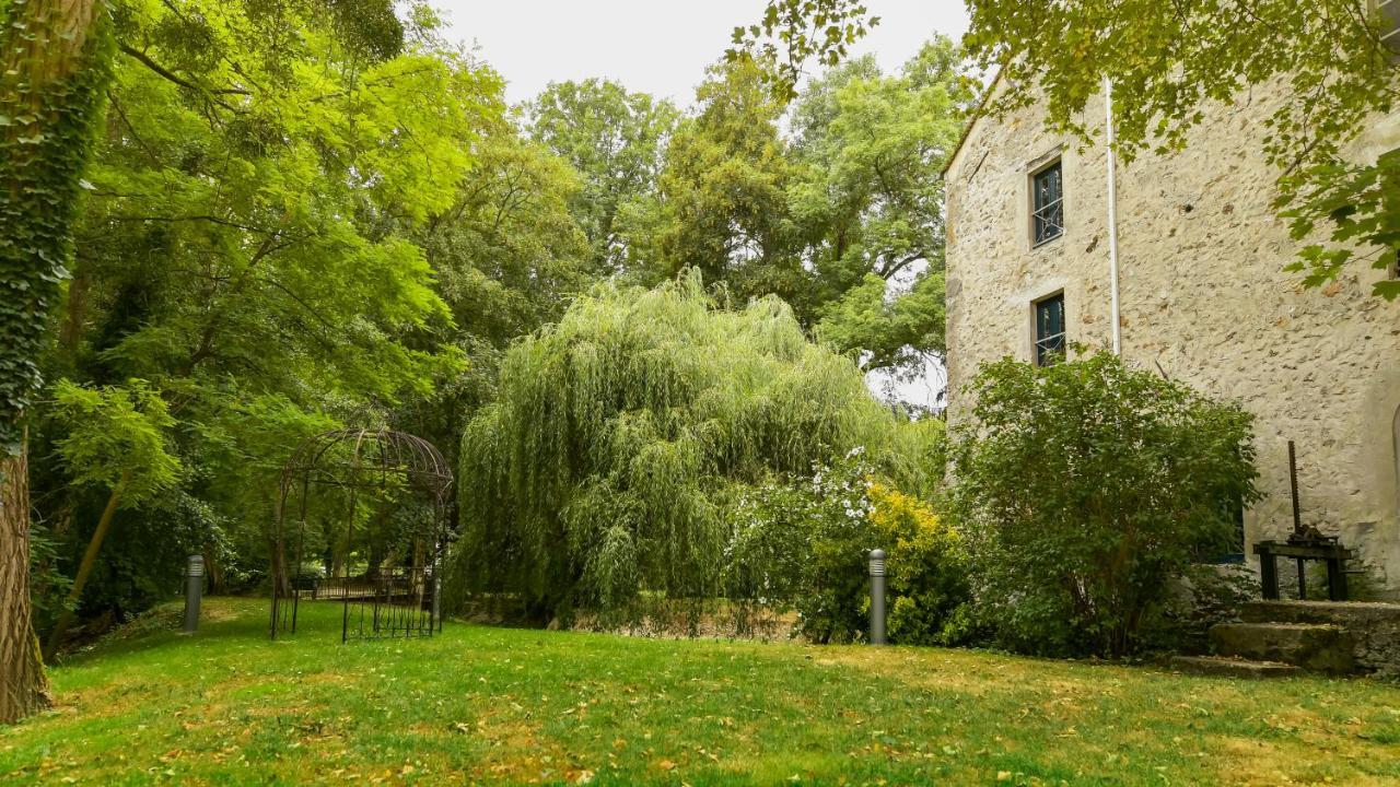 Le Moulin De Pommeuse Bed & Breakfast Exterior photo